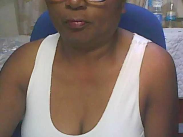 Offline hotmomsexy on BongaCams