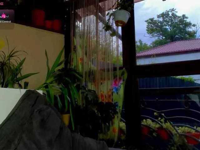 Offline ingridblondy94 on BongaCams
