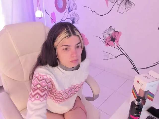 The Luscious and voluptuous Isabela-Fiorelli is horny and ready to peak Isabela-Fiorelli from BongaCams