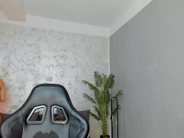 Offline Ivybelle on BongaCams