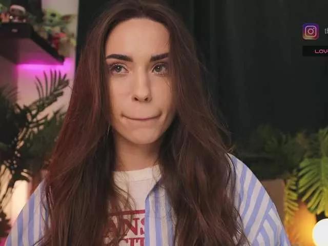 Offline IzabellaOne on BongaCams