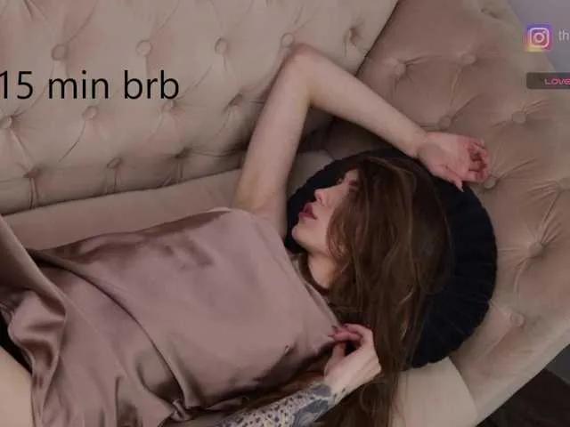Offline IzabellaOne on BongaCams