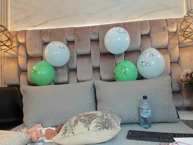 Offline JeenSexy on BongaCams