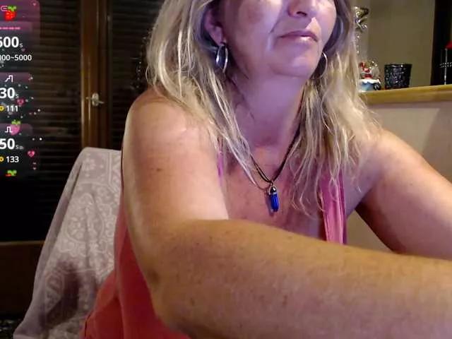 Freechat JennaDeluxe on BongaCams