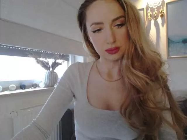 Offline JulietteGlow on BongaCams