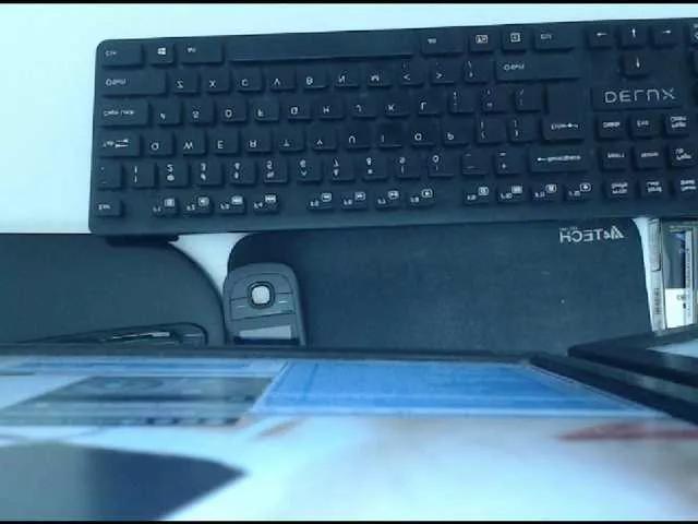 Offline KalystaGreen on BongaCams