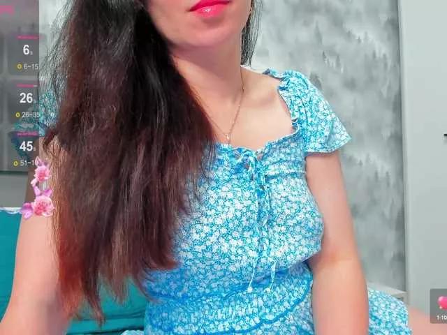 Offline KariFlower on BongaCams