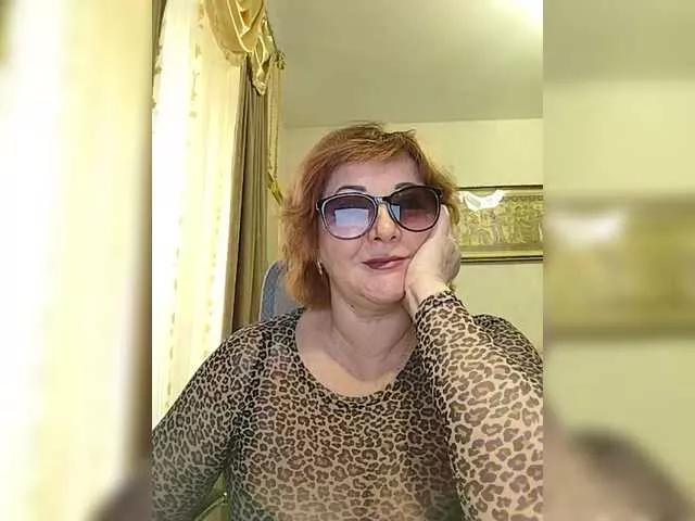 Offline KarinkaSweet on BongaCams