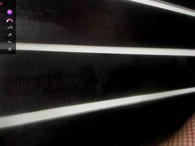 Offline karol-hot-sex on BongaCams