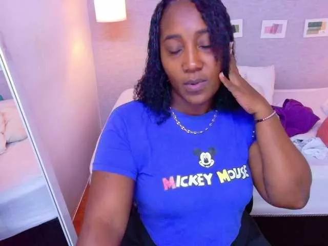 Offline kiara-evanss on BongaCams