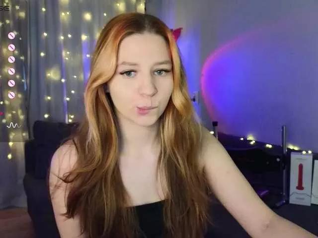 Offline KiraBriis on BongaCams