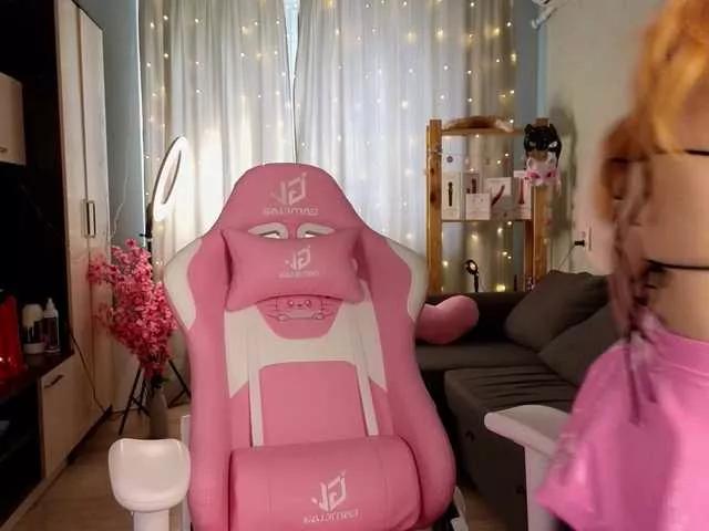 Offline KiraBriis on BongaCams
