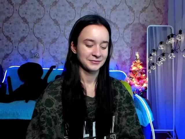Offline KiraLiLime on BongaCams