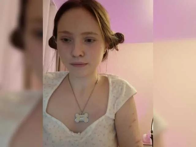 Offline l1ttle-puppy on BongaCams