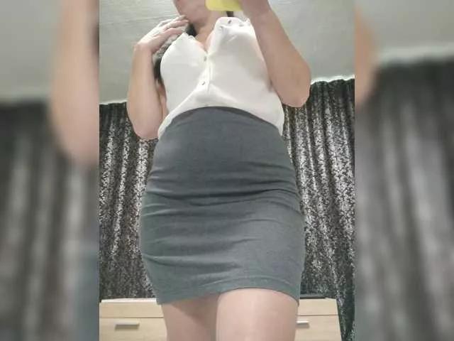 Offline Lalili on BongaCams