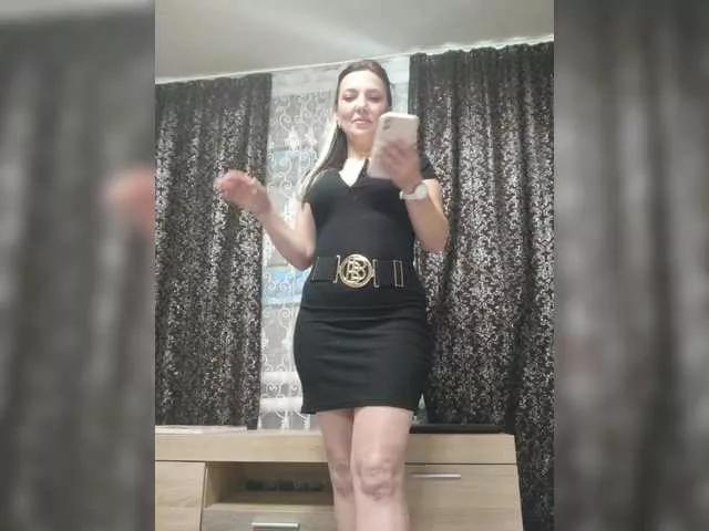 Offline Lalili on BongaCams