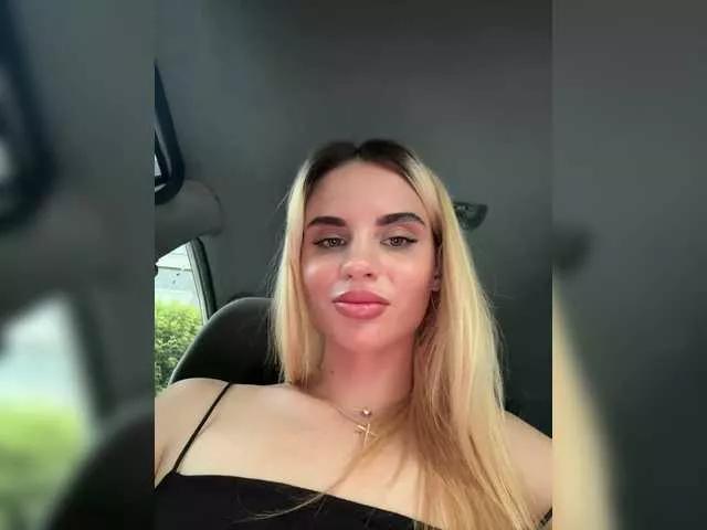 Offline LedyMiya on BongaCams