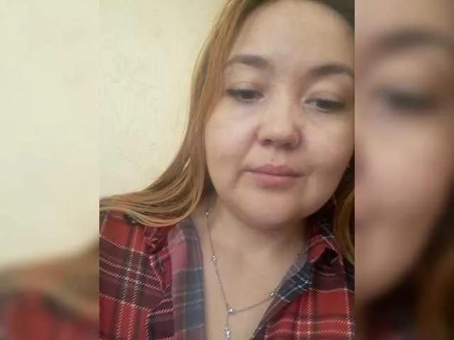 Offline lenavelvet25 on BongaCams
