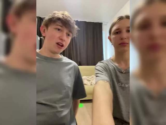 Offline LinaTwins on BongaCams