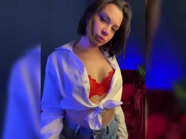Offline LissaTatt on BongaCams