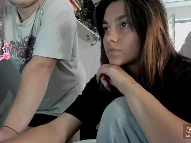 Offline lissazmark2 on BongaCams