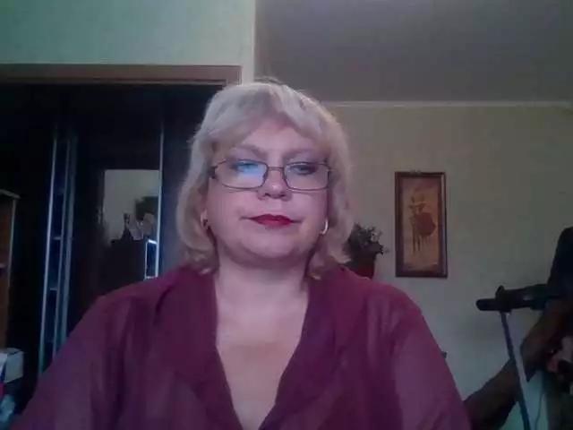 Offline LOLA88888 on BongaCams
