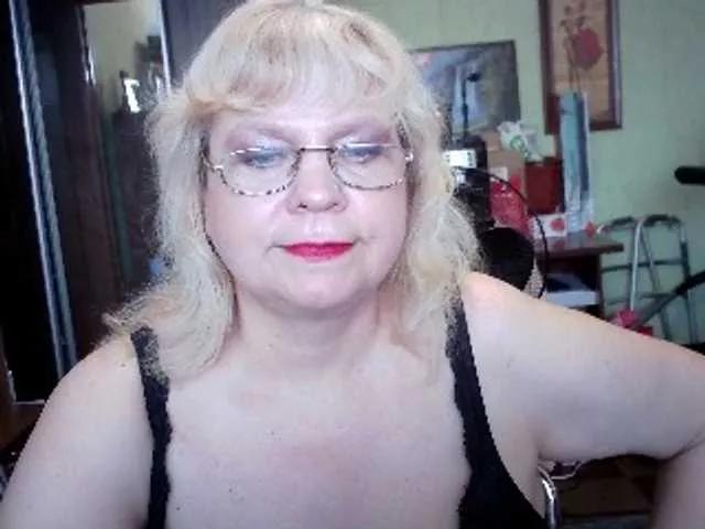 Offline LOLA88888 on BongaCams