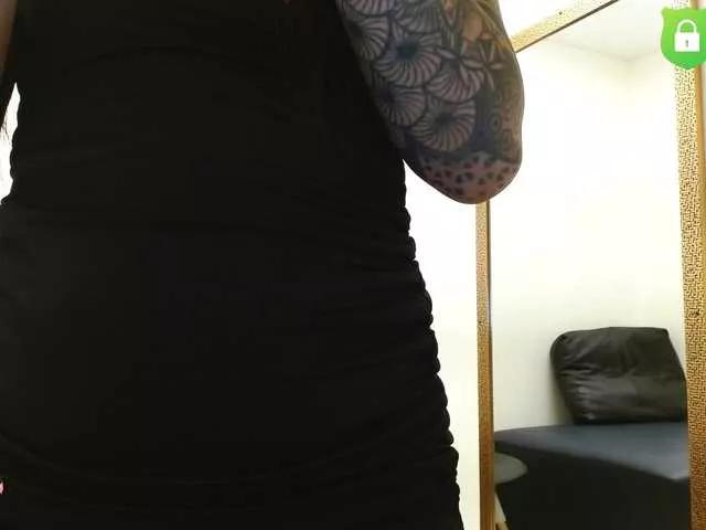 Offline louisk2 on BongaCams