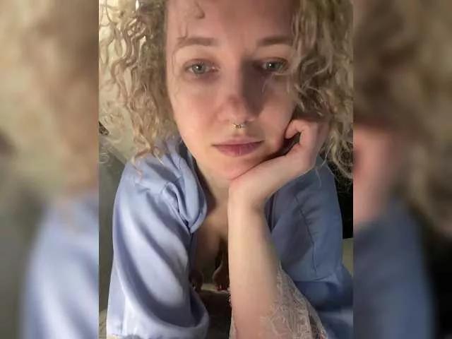 Offline LoveLama on BongaCams