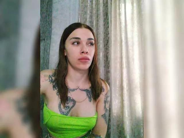 Freechat MaidenCrystal on BongaCams