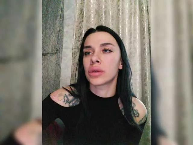Freechat MaidenCrystal on BongaCams