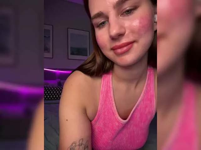 Offline Malaa16 on BongaCams