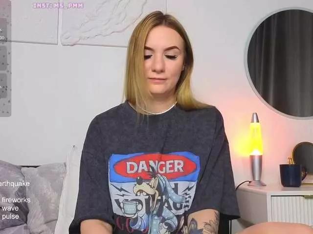 Offline Maria-li on BongaCams