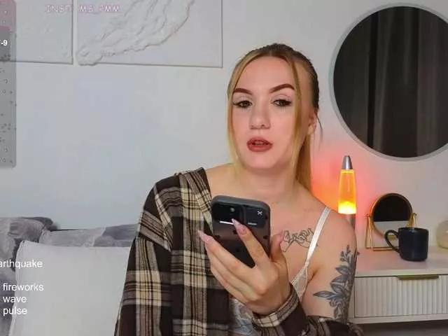 Offline Maria-li on BongaCams