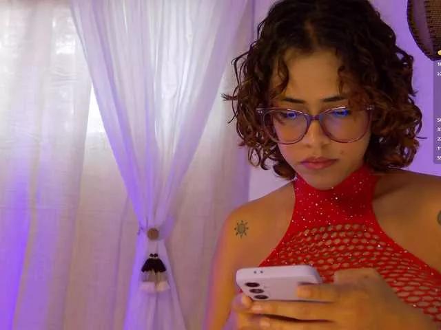 Offline MarilynStone on BongaCams