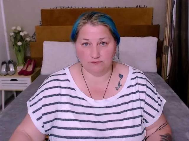 Offline Marryaxx on BongaCams