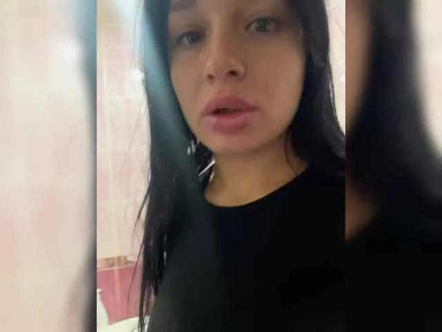 Freechat Maryllove on BongaCams