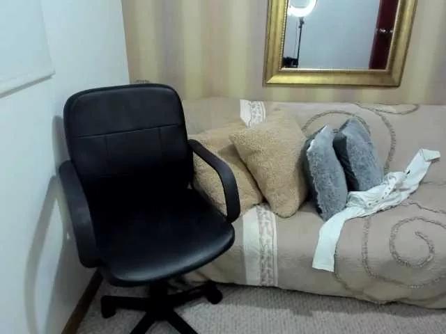 Offline MerryColin on BongaCams