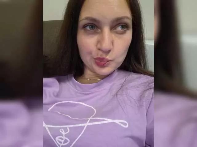 Offline MiLAshKaA on BongaCams