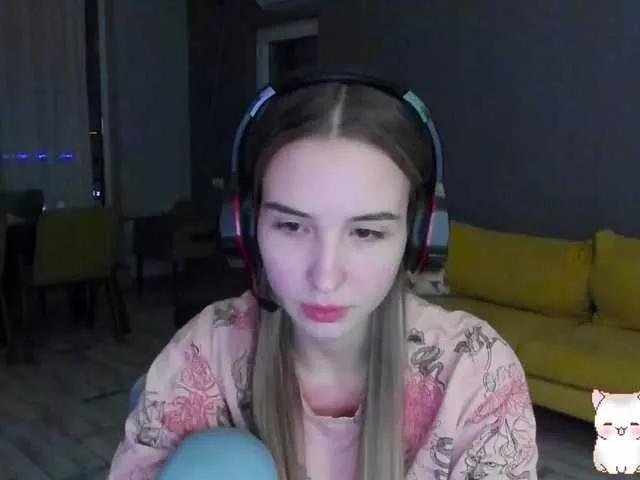 Freechat Milkaff- on BongaCams
