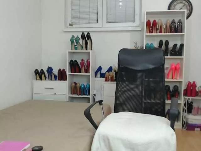 Freechat MisstressSabi on BongaCams