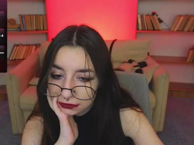 Offline MistressMarcelline on BongaCams