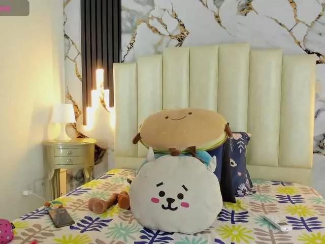 Try a cute night with the provocative Mollieblue69 ready for dirty fun mollieblue69 from BongaCams