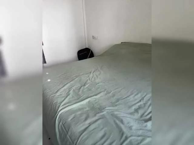 Freechat Montenegro8 on BongaCams