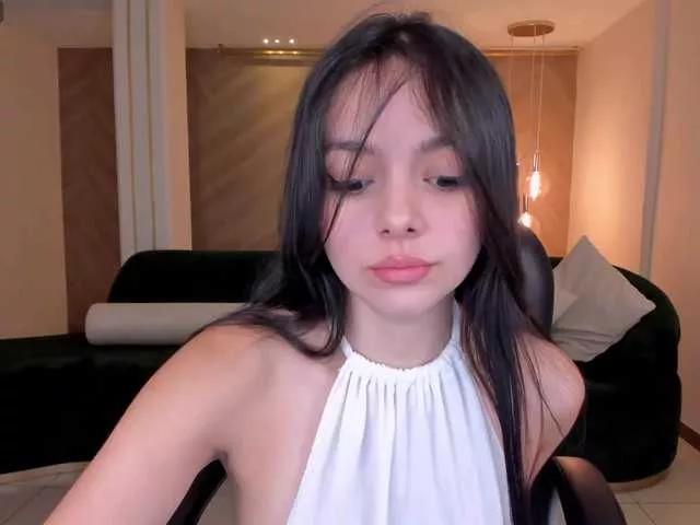 Offline NaomiSainz on BongaCams