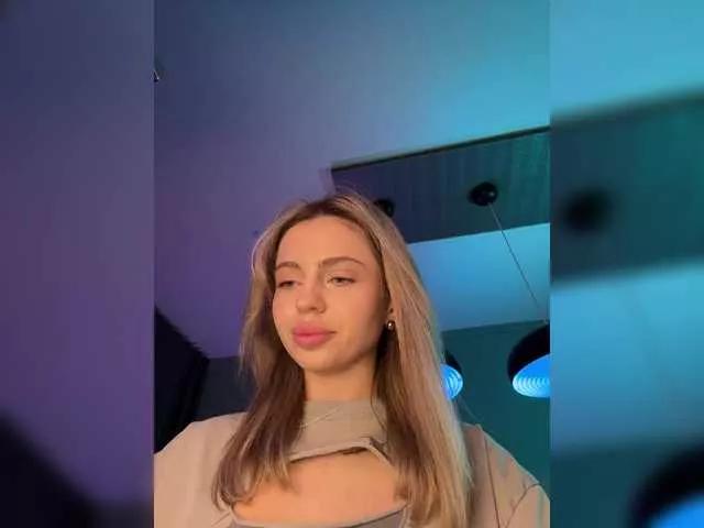 Offline Nataliecroys on BongaCams
