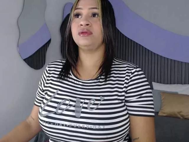 Freechat Nicolle-mariee on BongaCams