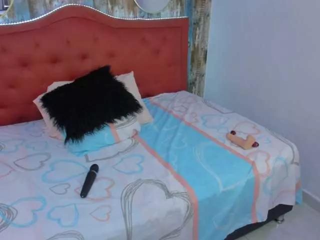 Offline oliviia-love on BongaCams