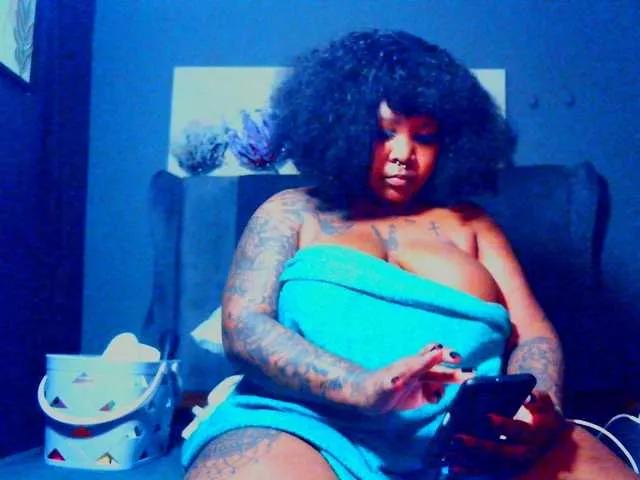 Offline PearBlu38 on BongaCams