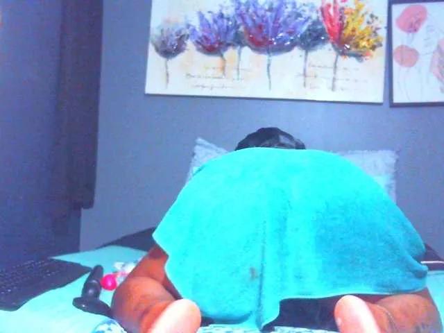 Offline PearBlu38 on BongaCams
